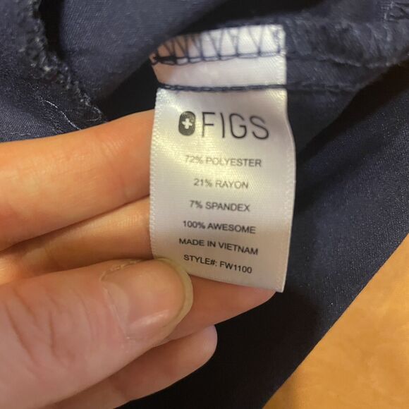 Figs Women’s Large Navy Casma Three Pocket Scrub Top Healthcare Workwear Nurse - Picture 5 of 7